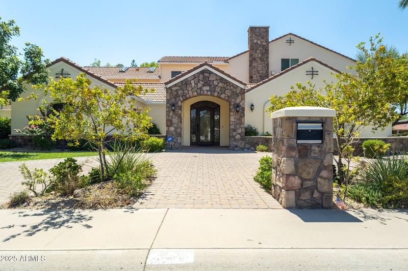 229 Vista Ave, Phoenix, AZ 85021