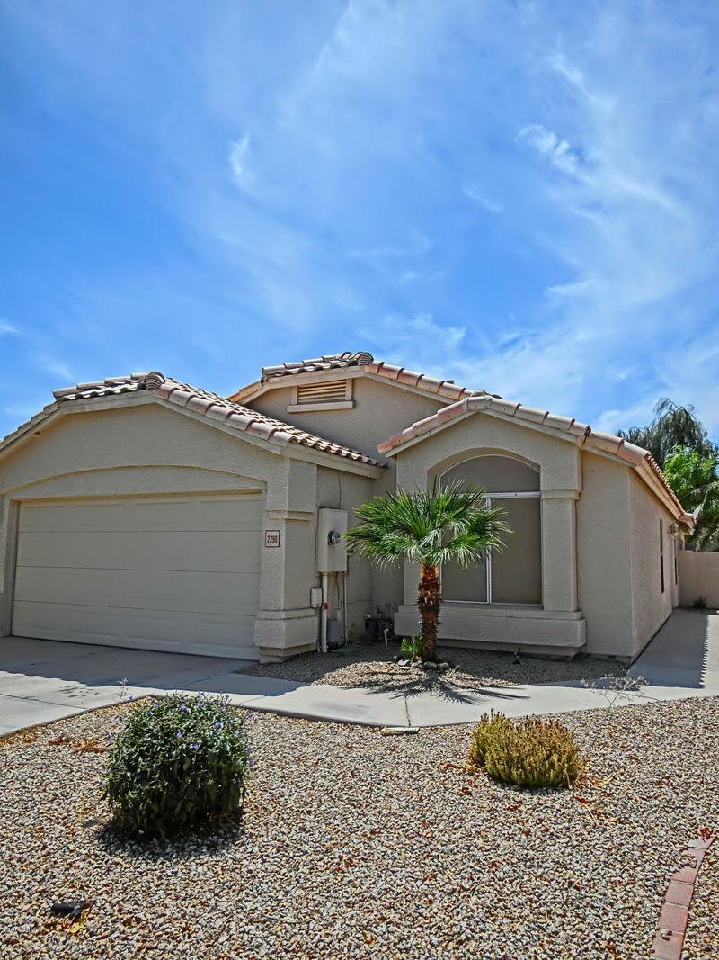 2290 S Apache Dr, Chandler, AZ 85286