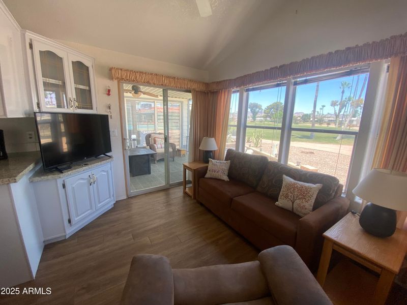2290 S Seminole Dr, Apache Junction, AZ 85119