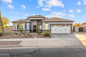 22902 208th St, Queen Creek, AZ 85142