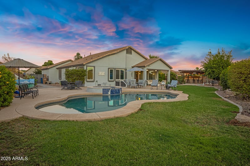 22902 208th St, Queen Creek, AZ 85142