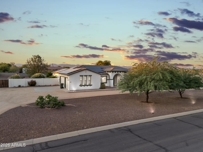 22910 Dale Ln, Wittmann, AZ 85361