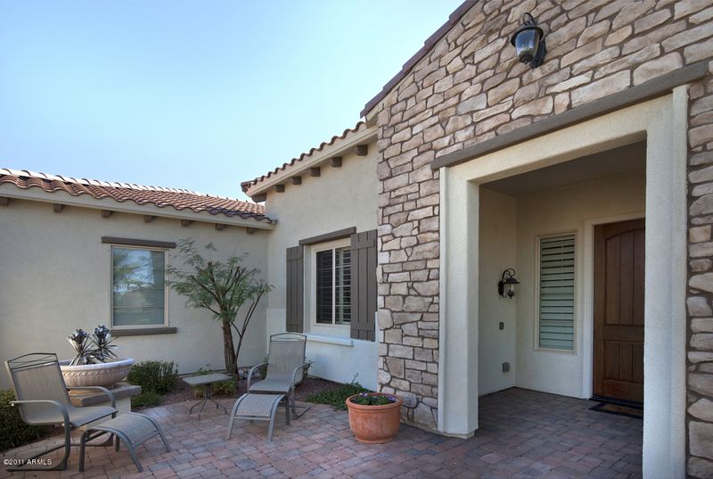 22915 N Padaro Dr, Sun City West, AZ 85375