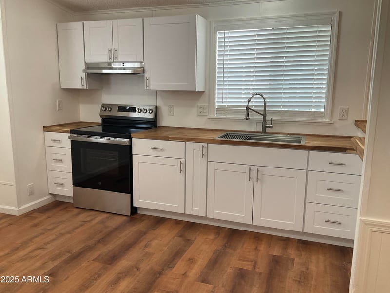 2292 Ironwood Dr #111, Apache Junction, AZ 85120