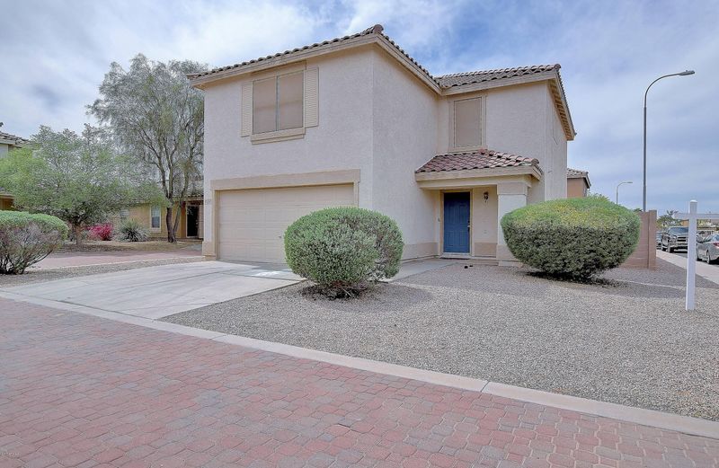 2293 E Peach Tree Dr, Chandler, AZ 85249