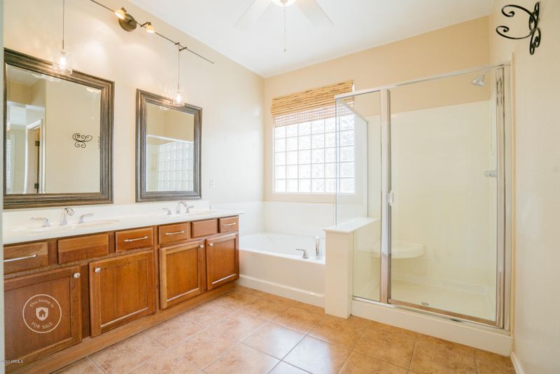 22934 W Desert Bloom St, Buckeye, AZ 85326