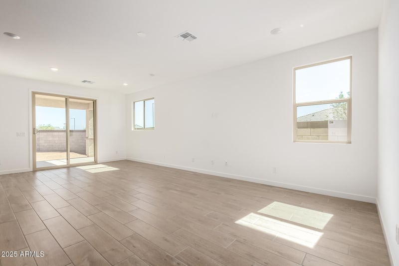 22949 183rd Dr, Surprise, AZ 85387
