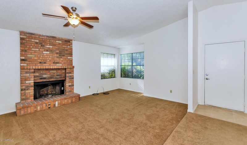 230 E Hartford Ave, Phoenix, AZ 85022