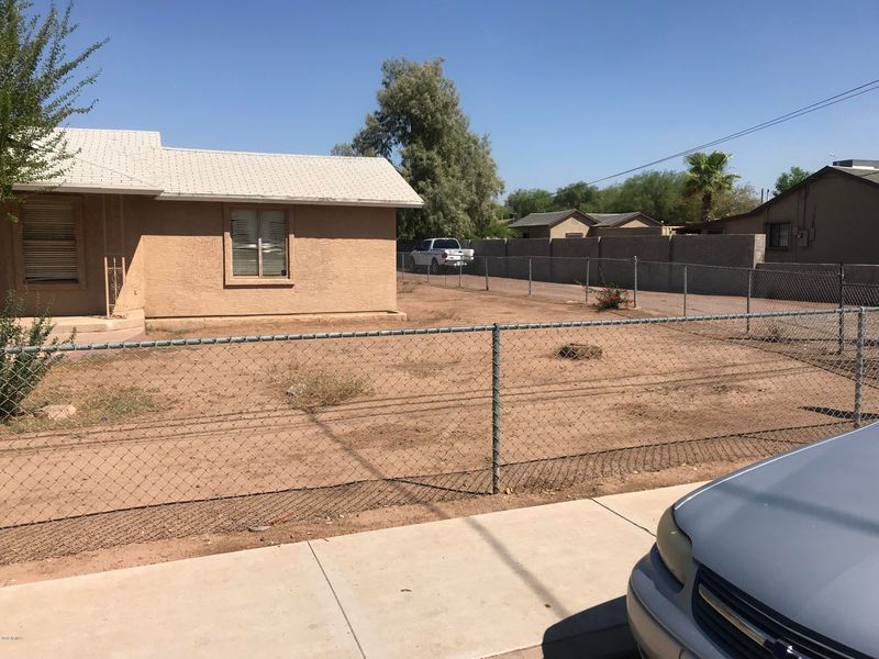 230 E Illini St, Phoenix, AZ 85040
