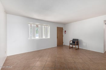 230 Fairmont Dr, Tempe, AZ 85282