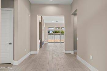 230 W Frier Dr, Phoenix, AZ 85021