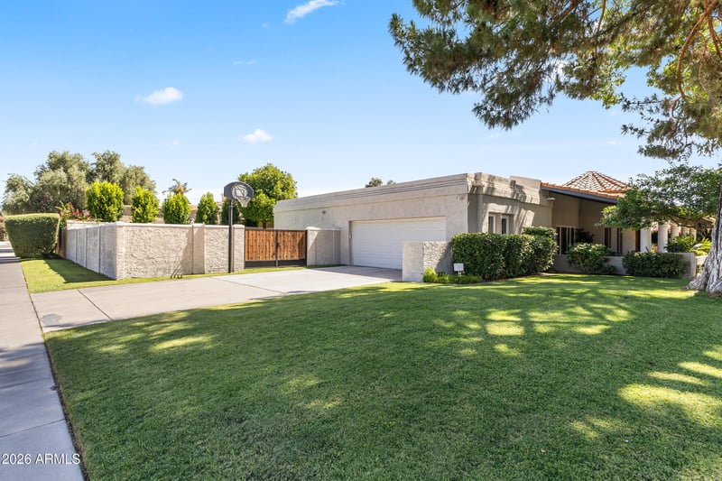 230 W Morten Ave, Phoenix, AZ 85021