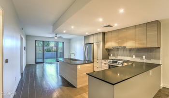 2300 Campbell Ave #121, Phoenix, AZ 85016