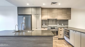 2300 Campbell Ave #121, Phoenix, AZ 85016