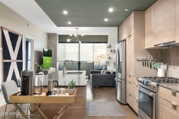 2300 Campbell Ave #218, Phoenix, AZ 85016