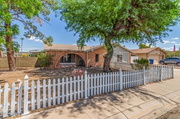 2300 Concorda Dr, Tempe, AZ 85282