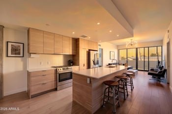 2300 Campbell Ave #202, Phoenix, AZ 85016