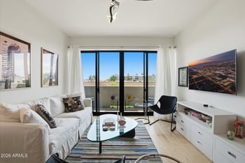 2300 Campbell Ave #212, Phoenix, AZ 85016