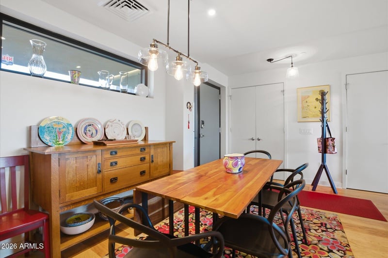 2300 E Campbell Ave #212, Phoenix, AZ 85016