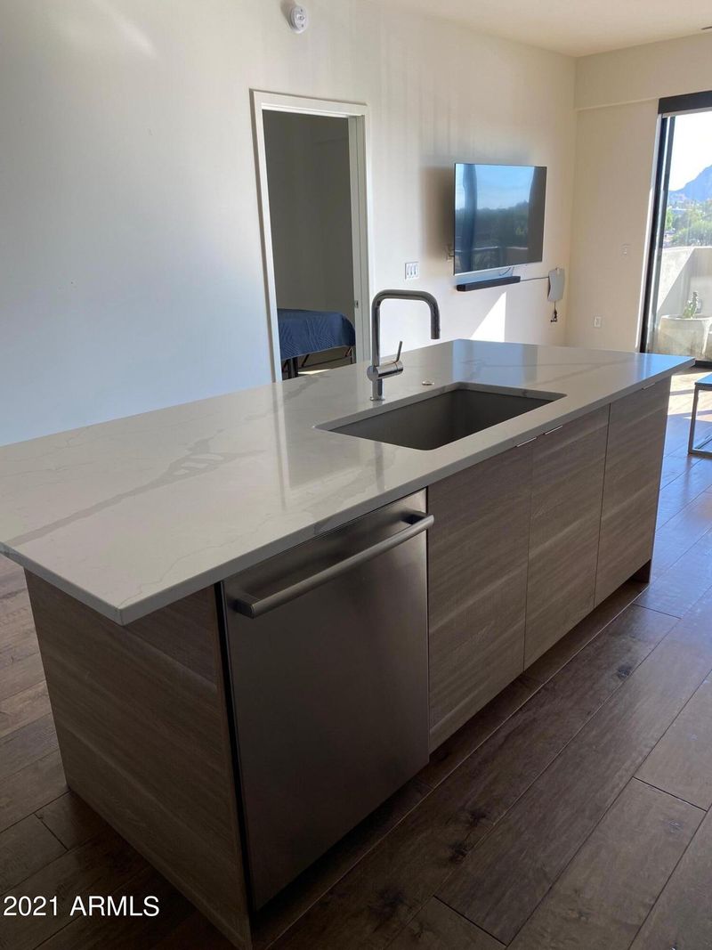 2300 E Campbell Ave #403, Phoenix, AZ 85016