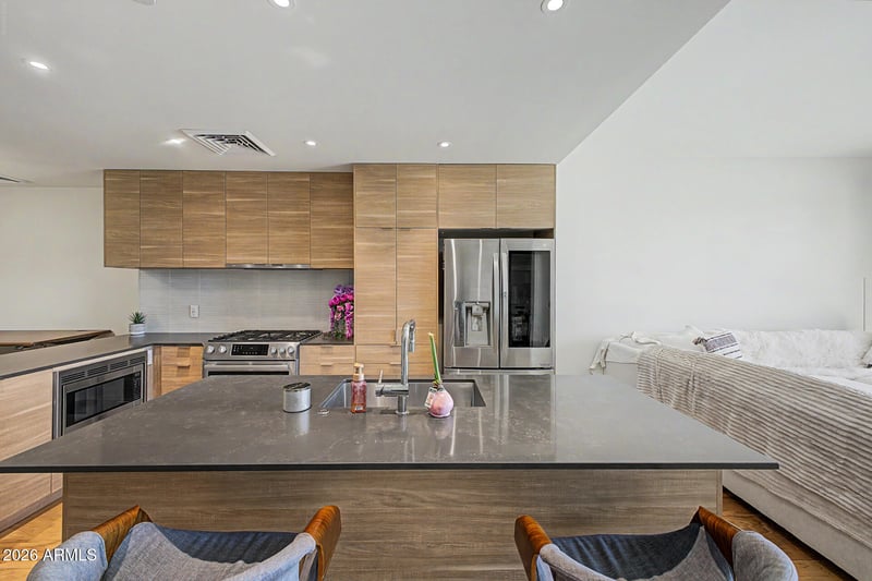 2300 E Campbell Ave #406, Phoenix, AZ 85016