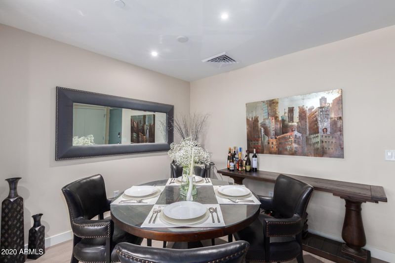 2300 E Campbell Ave #418, Phoenix, AZ 85016
