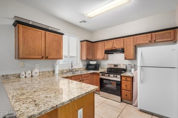 2300 Magma Rd #28, San Tan Valley, AZ 85143