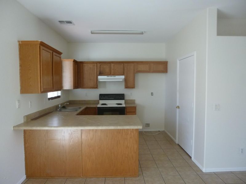 2300 E Magma Rd #81, San Tan Valley, AZ 85143