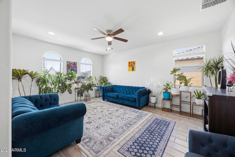 2300 E Ridgewood Ln, Gilbert, AZ 85298