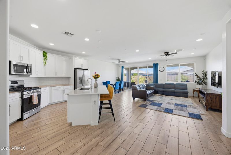 2300 E Ridgewood Ln, Gilbert, AZ 85298
