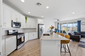 2300 E Ridgewood Ln, Gilbert, AZ 85298
