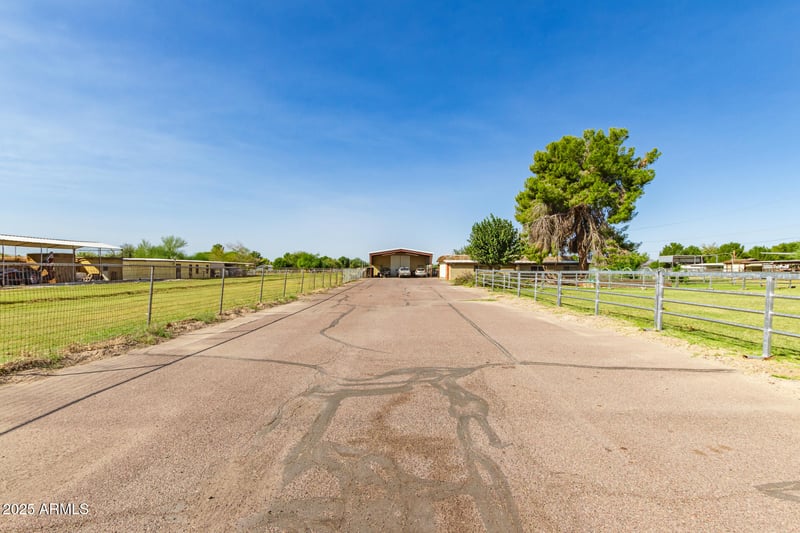 2300 Jackrabbit Trail --, Buckeye, AZ 85326