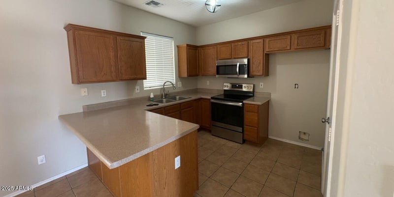2300 Magma Rd #91, San Tan Valley, AZ 85143
