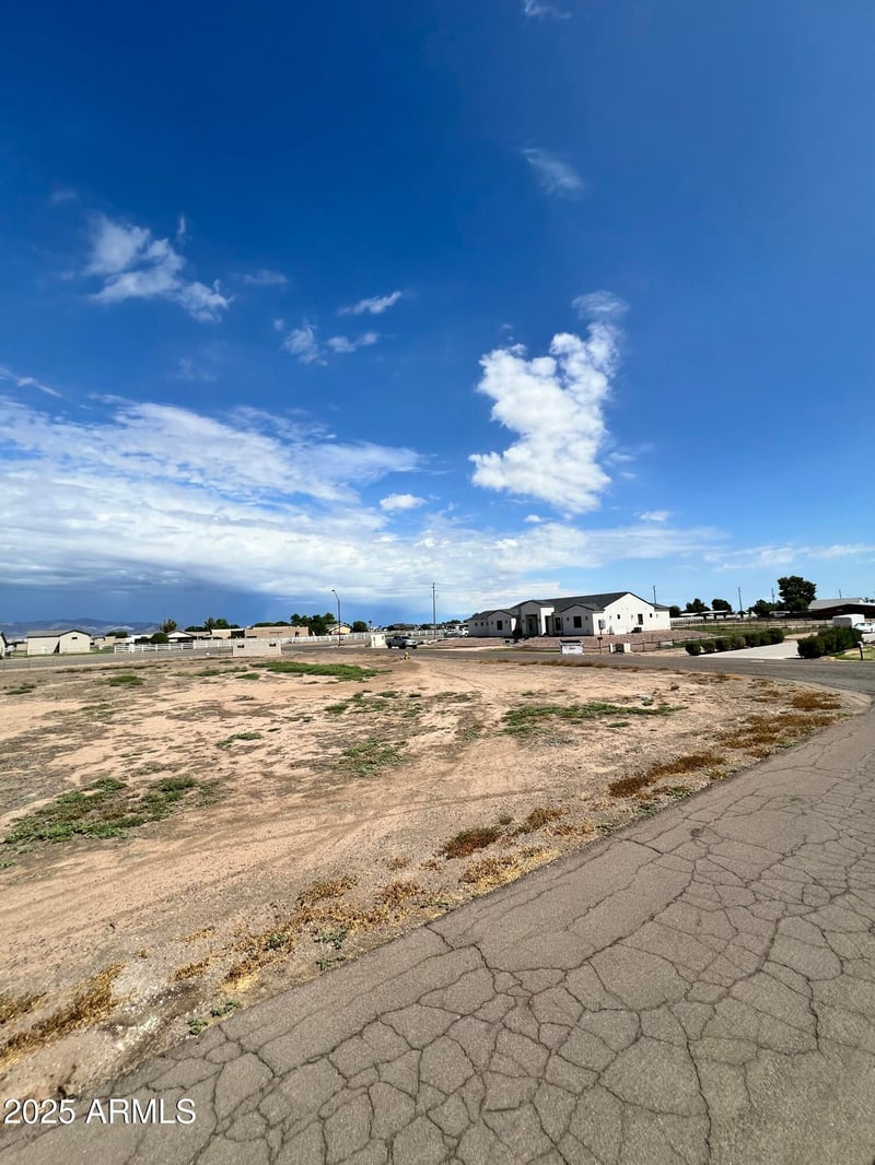 23006 W Passeo Way #32, Buckeye, AZ 85326