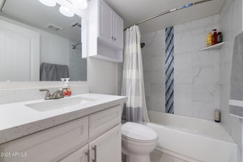 2301 27th St, Phoenix, AZ 85008