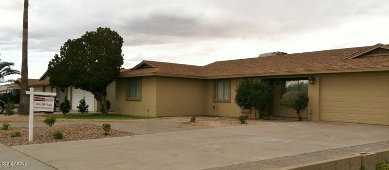 2301 E Greenway Rd, Phoenix, AZ 85022