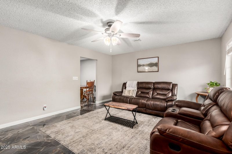 2301 E Marilyn Rd, Phoenix, AZ 85022