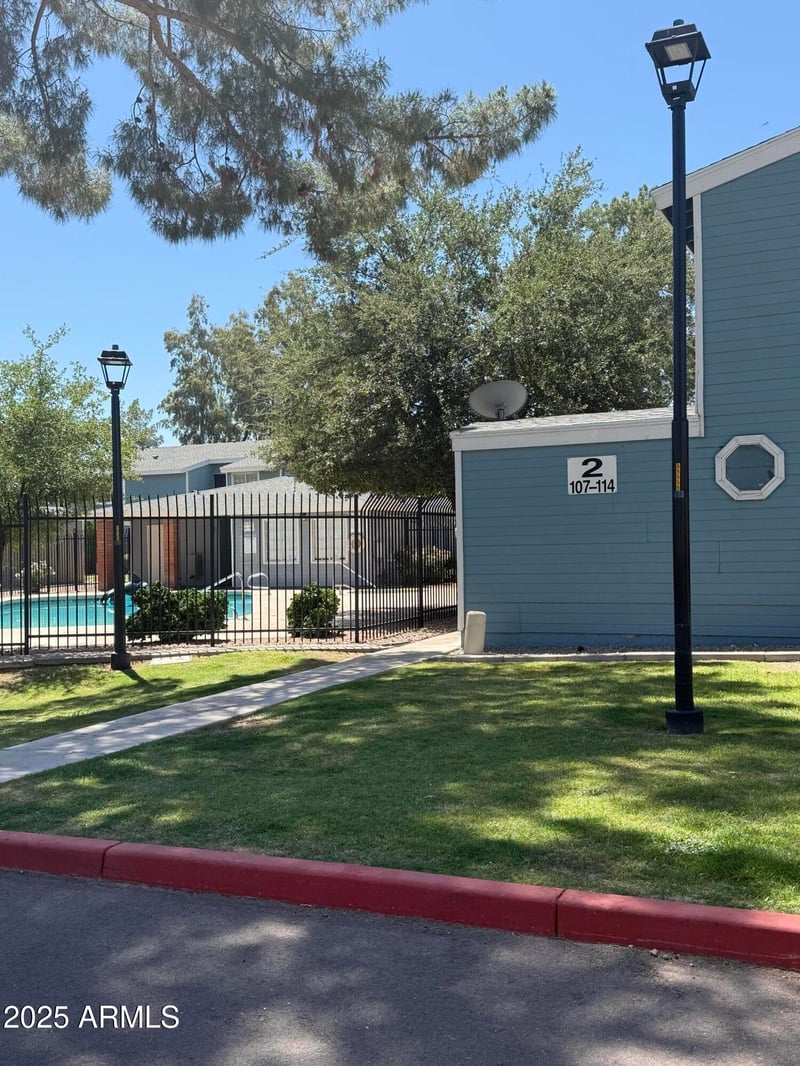 2301 E University Dr #111, Mesa, AZ 85213