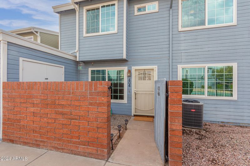 2301 E University Dr #404, Mesa, AZ 85213