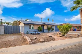 2301 Marilyn Rd, Phoenix, AZ 85022