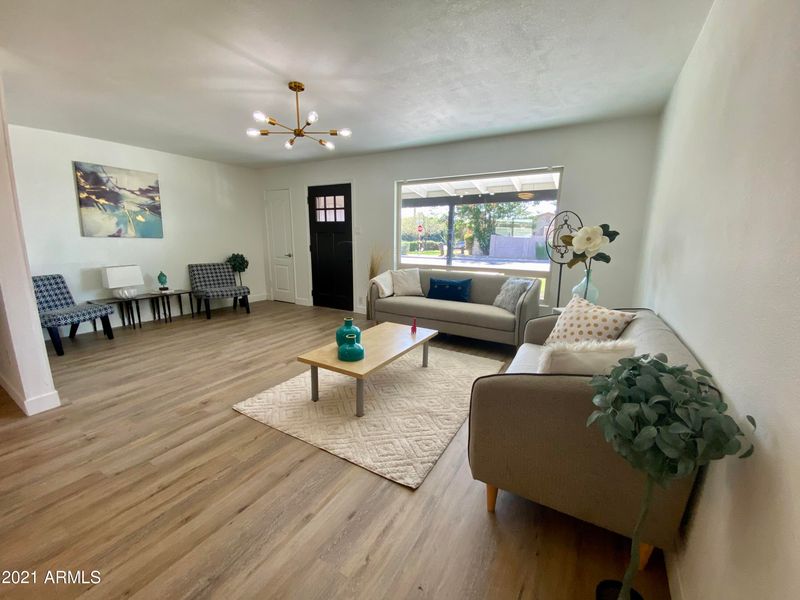 2301 N 37th Way, Phoenix, AZ 85008