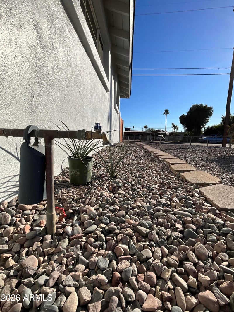 2301 N 39th Ln, Phoenix, AZ 85009