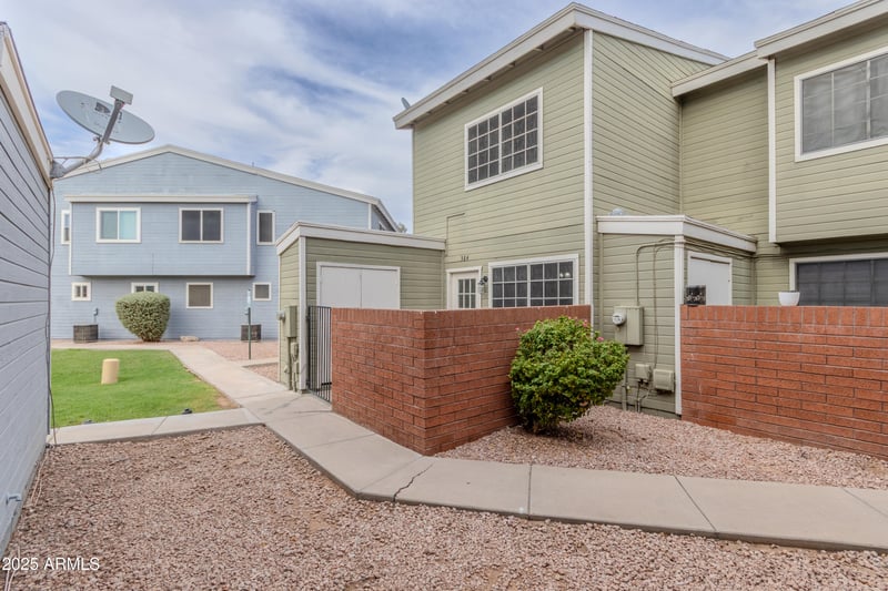 2301 University Dr #384, Mesa, AZ 85213