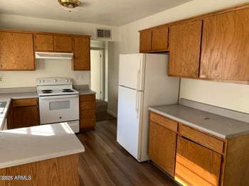 2301 W Hayward Ave, Phoenix, AZ 85021