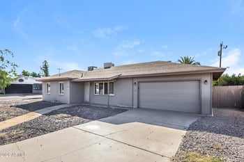 2301 Village Dr, Phoenix, AZ 85023