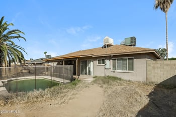 2301 Village Dr, Phoenix, AZ 85023