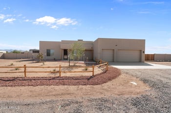 23012 Peakview Rd, Wittmann, AZ 85361