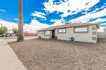 2302 39th Ln, Phoenix, AZ 85009