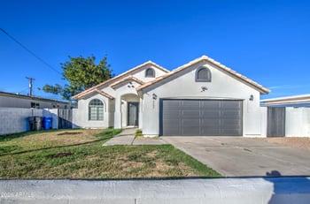 2302 Alta Vista Rd, Phoenix, AZ 85042