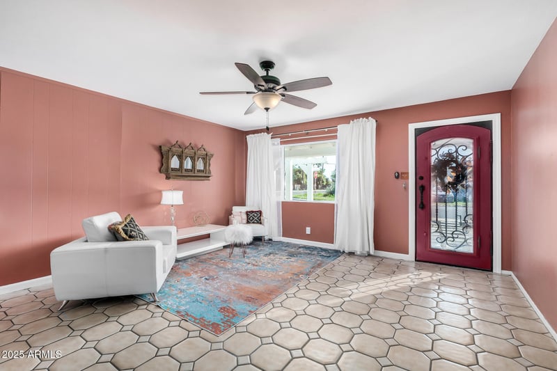 2302 Berridge Ln, Phoenix, AZ 85015